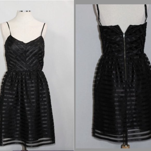 Necessary Objects ADV Gluvk - Frankel Black Dress - Picture 5 of 14